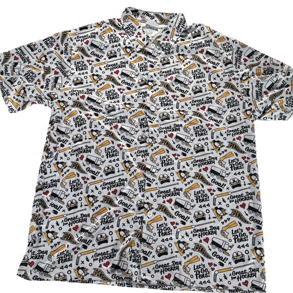 NHL Pittsburgh Penguin Men’s button down short sleeve shirt.  Size XL NWOT - Picture 1 of 5